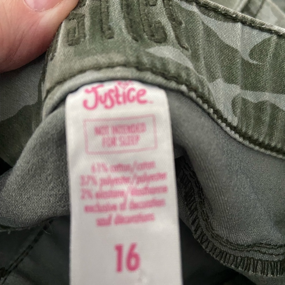 Justice - Picture 3 of 3